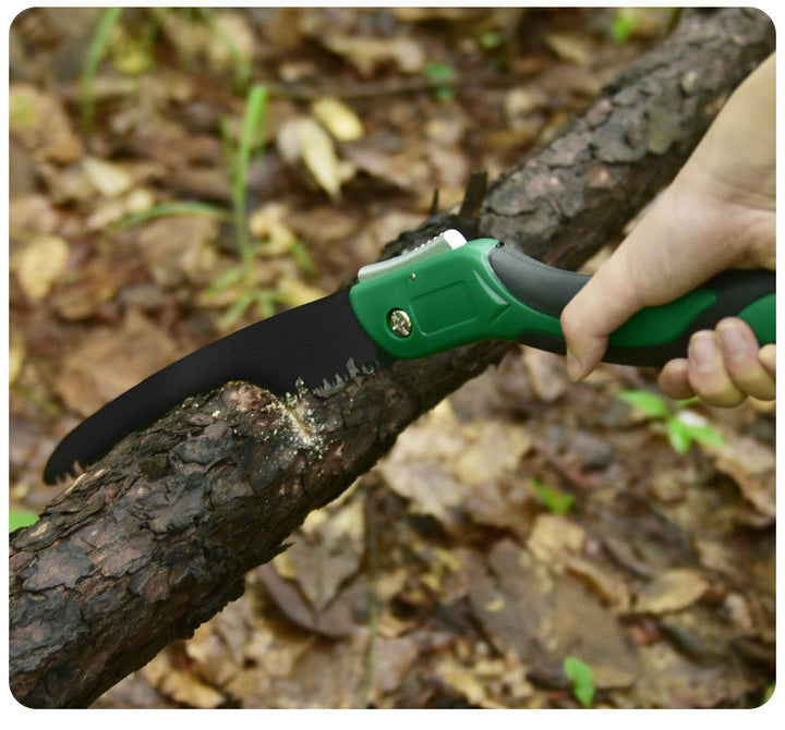 Hand woodworking cutting saw