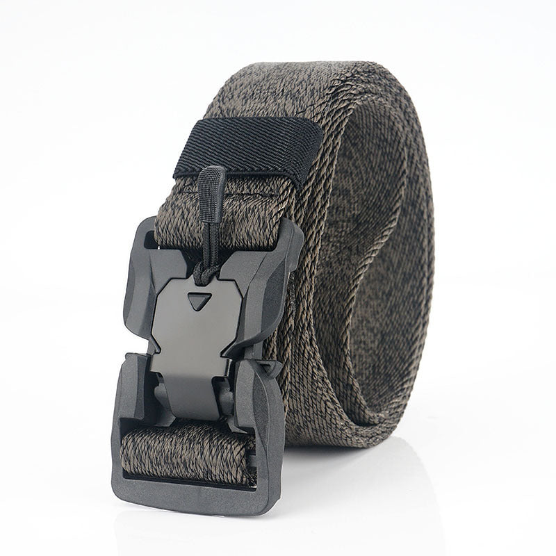 Magnet function buckle tactical belt