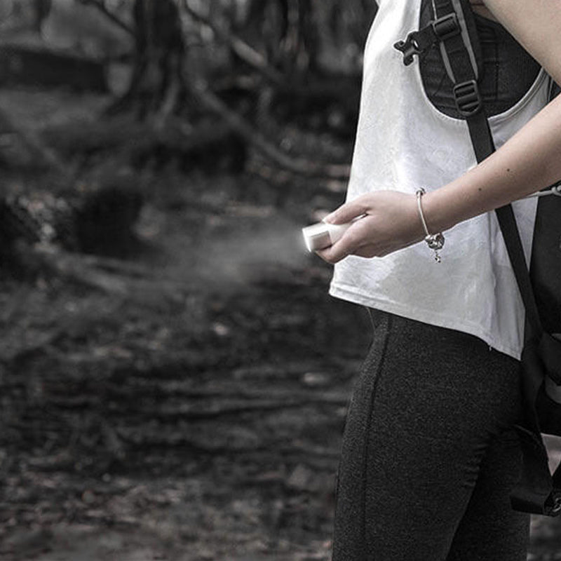 Outdoor mini bright flashlight